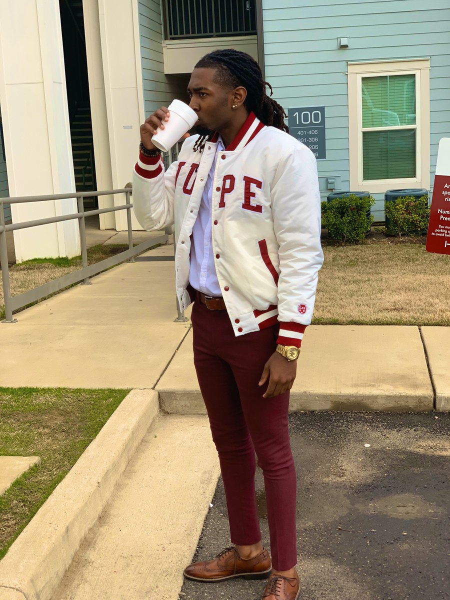 _Trraaeee's tweet photo. //.. 2k19 was straight... 2k20 gone be full of more blessings ✨ https://t.co/Sgf2qb2mLA