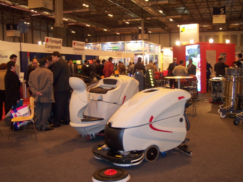 LIMPIATECH's tweet image. Limpieza, Higiene y Mantenimiento Industrial son factores determinantes en los proceso de producción, comercialización e imagen empresarial! La prioridad en materia de limpieza, indiscutiblemente es la salud de las personas, comunidades y, la del ambiente, que es la base de todo!