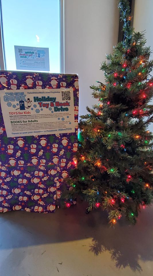 DVGCHMP's tweet image. We are on our last week to donate to the Twin Cities Geek toy &amp;amp; book drive! Come on in, give your contribution, and make someone's holiday this season! We are accepting donations until Dec. 8th!
#GiveTCG