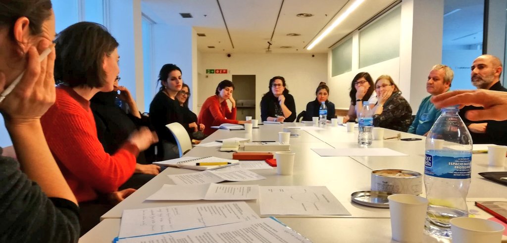 escolaDrassanes's tweet photo. Iniciem un projecte artístic molt prometedor amb #ÀngelsMargarit #IsabelBanal i @aclapesf com aryistes k la coordinació dd @fundaciotapies i @abaoaqu_
Moltes ganes de començar a treballar amb els infants de 6è de #gransdrassanes
#drassanart #connexionsdrassanes1920 https://t.co/EvBdkaQs98