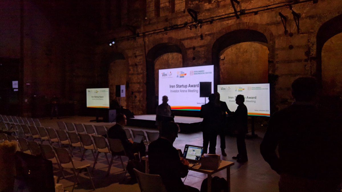 StoreH_srl's tweet photo. Today at Iren Startup Award final. Ready to present our project. #StoreH https://t.co/YmGtVL33zB
