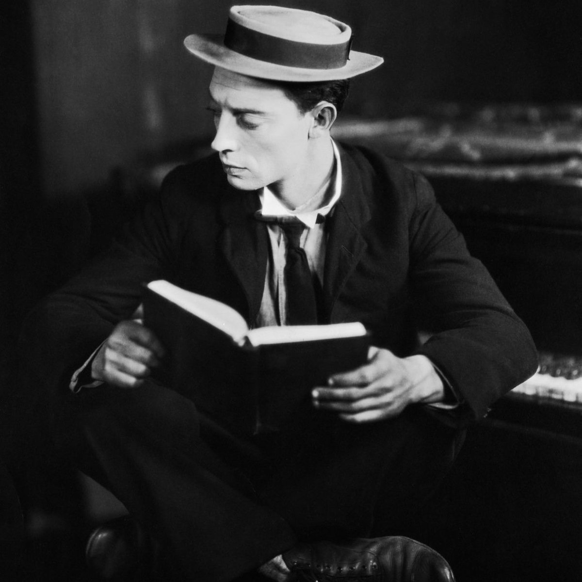 YEScinema's tweet photo. What's black and white and read all over? #365daysofBuster #BusterKeaton #BusterLove https://t.co/YEoI4oQRCq
