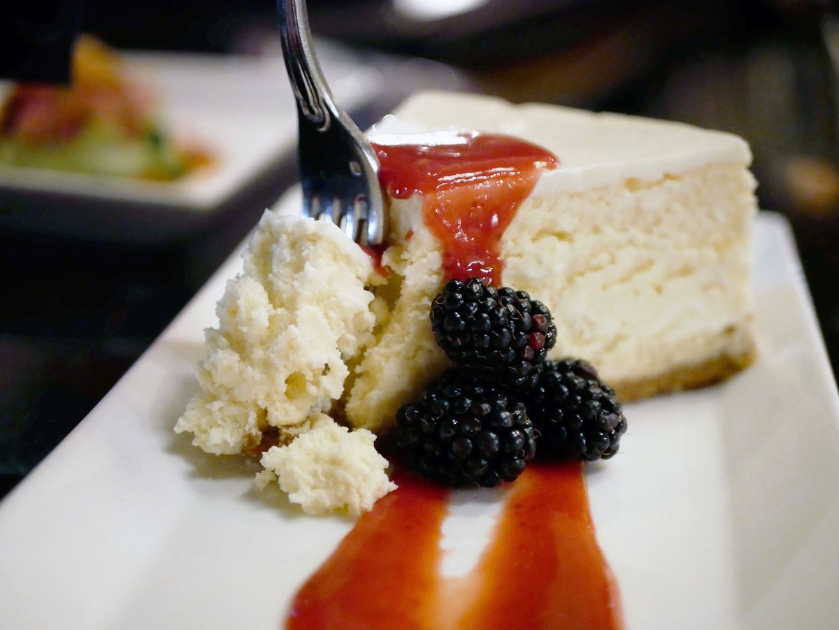 Who wishes they were digging into our NY Style Cheesecake right now?? 😍