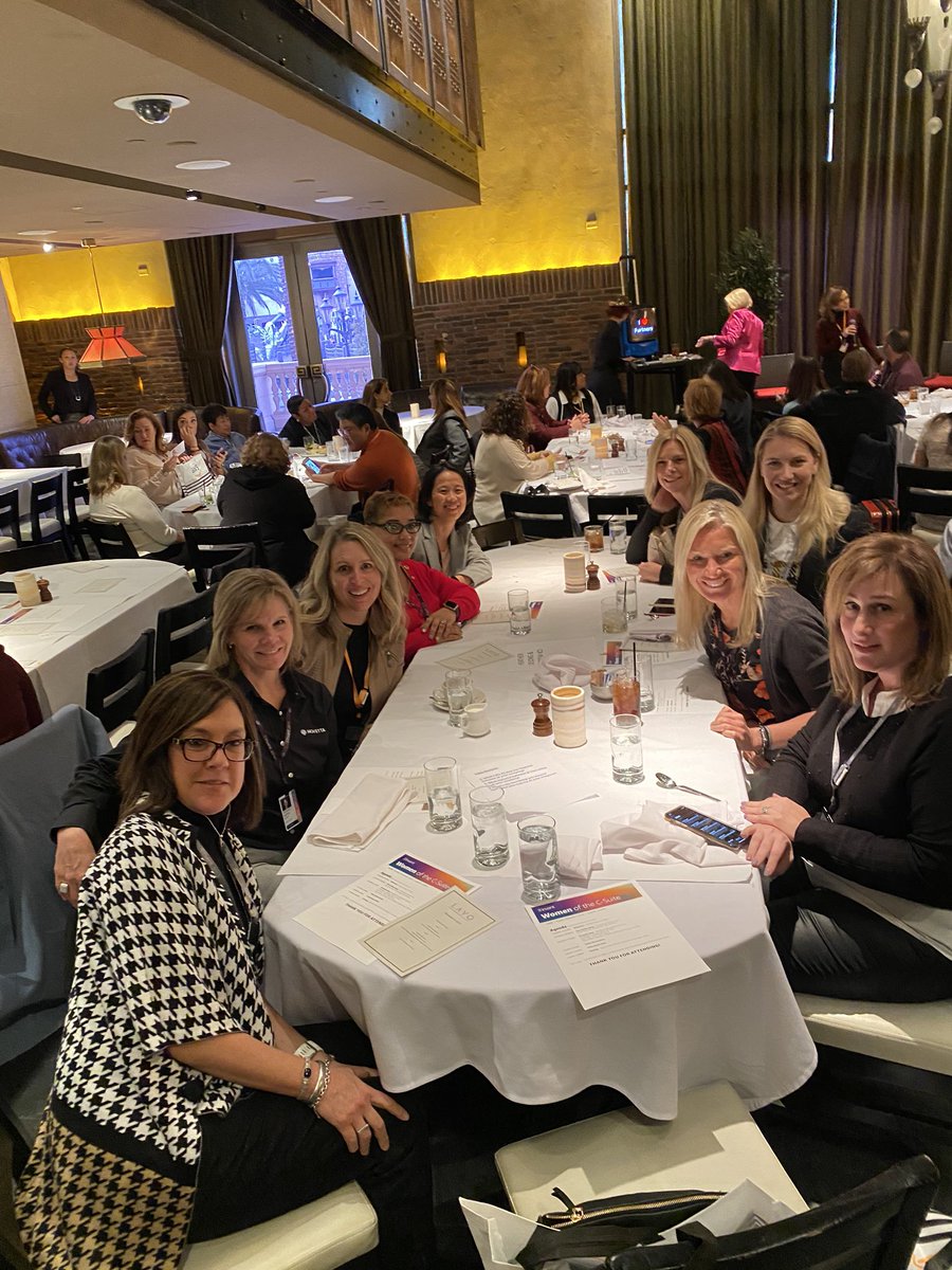 dejong_heather's tweet photo. Women of the C-Suite lunch - success!!! The energy and collaboration was off the charts! #reInvent #reInvent2019 #womenintech #InclusionMatters #diversity https://t.co/jiCJ2nJk7p