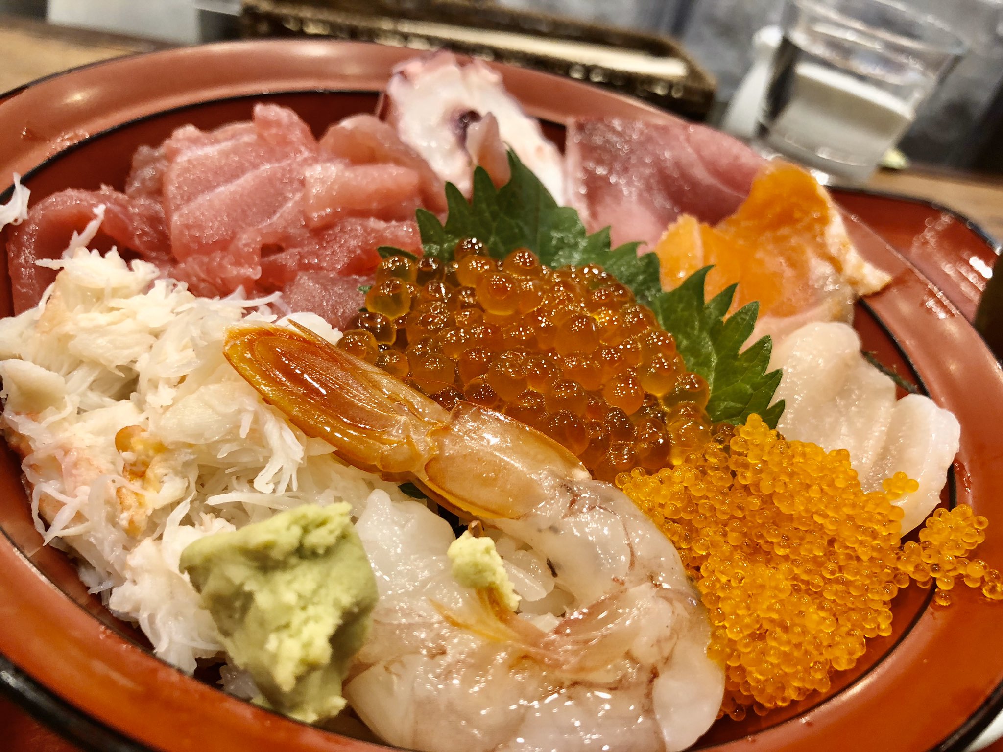 12月3日食ったもの 豊洲市場の海鮮丼 竹ノ塚 山形屋様 神保町 みかさ様 新宿 蒙古タンメン中本様 あとモノマネ館キサラのブュッフェと銀だ 19 12 04 鶴岡市のつけ麺と煮干しラーメン専門店 麺絆 英 庄内コンシェルジュ