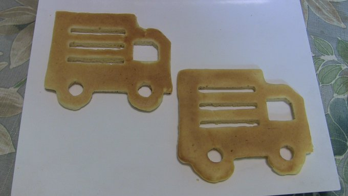 SyrupFlowMolds's tweet image. PANCAKE SEASON IS HERE !

80% OFF FLASH SALE ! 

On AMAZON 

 Limited Time OFFER

Retweet