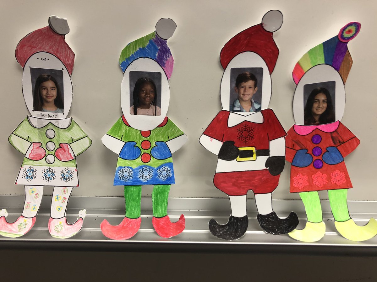 Parks_516's tweet photo. The students have turned into elves! @KuehnleKISD https://t.co/WQv57eM5SE