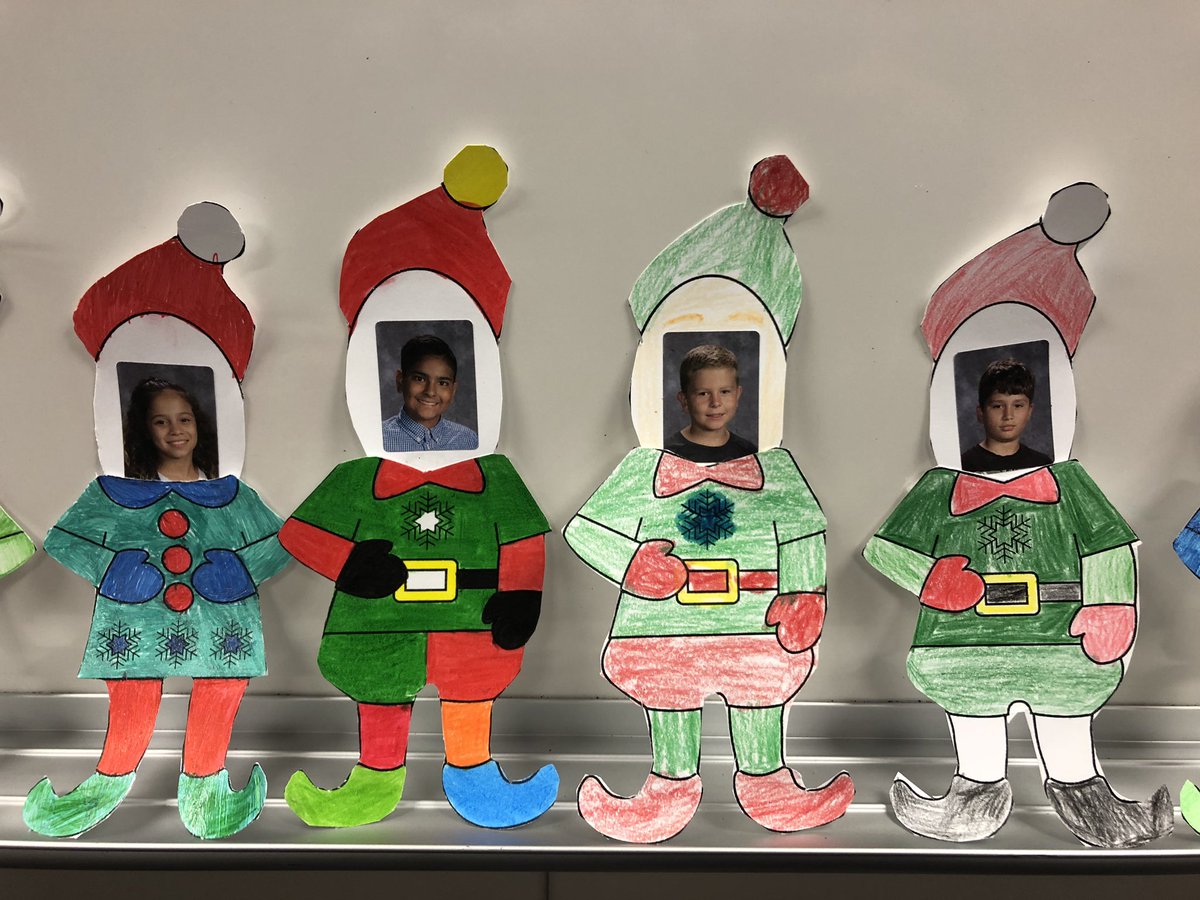 Parks_516's tweet photo. The students have turned into elves! @KuehnleKISD https://t.co/WQv57eM5SE