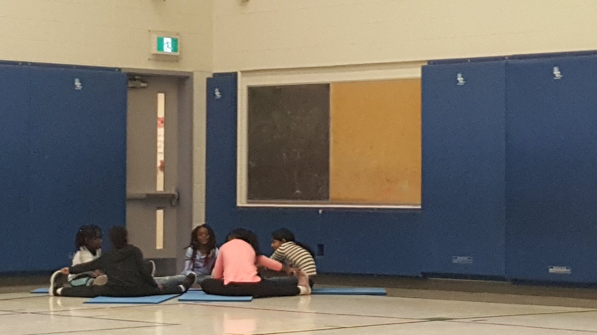 MrsZuccaro's tweet image. If I told you that ALL my physical education classes were amazing today, would you believe me? 

These primary students are superstars!  😊

I am so proud of how far they have come!

#hardworkpaysoff
#amazingkid
#goodworkout