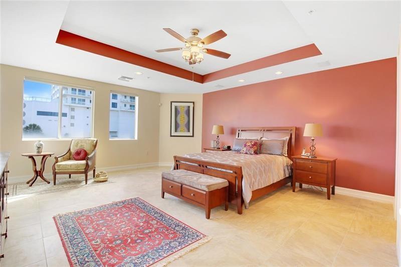 Ft Lauderdale ocean view 3/3.5 corner townhouse a block from  beach. 

Message me for info, homes for sale, your home's value or search homes at [read.n-play.com/gateway/homese…]