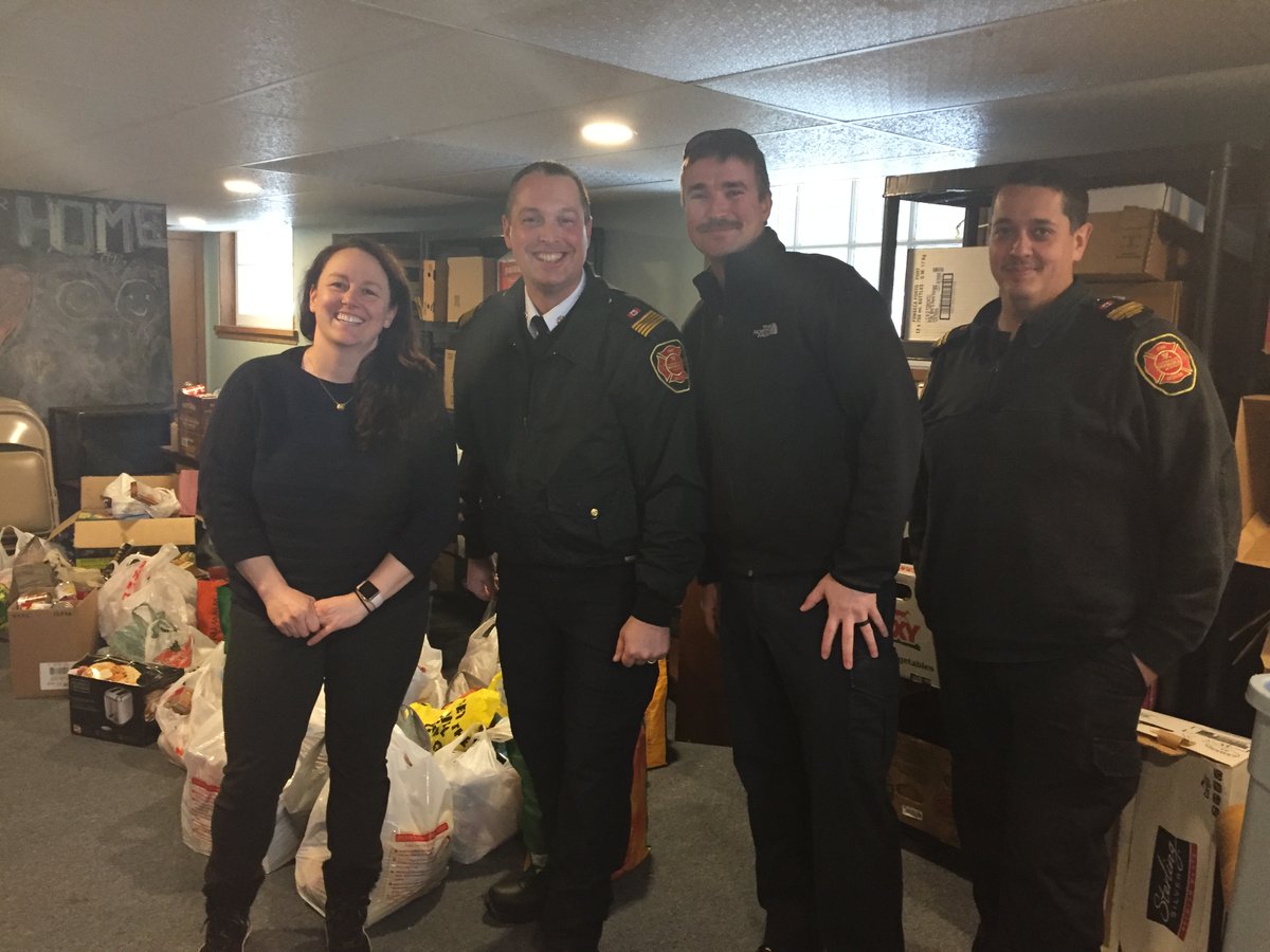 We would also like to thank Sarah, Fire Chief Ryan, Matt and Doug for delivering a large donation of food collected by the fire staff and community members. #GivingTuesday2019  #communitysupport #neighbourshelpingneighbours