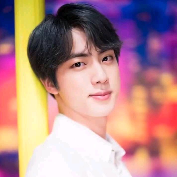 JailaniFatima's tweet photo. @BTS_twt Happy birthday Kim Seokjin Our World wide Handsome😍🎂 https://t.co/QG2uStPFrI