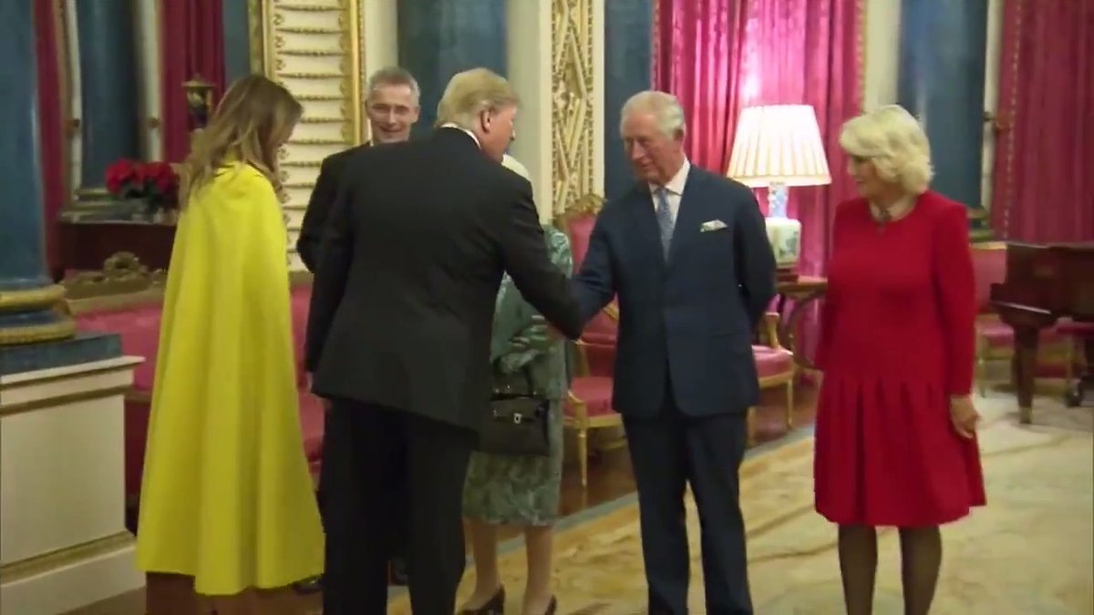 Queen Elizabeth welcomes NATO leaders including President @realDonaldTrump, accompanied by @FLOTUS Melania Trump, to Buckingham Palace for a reception.