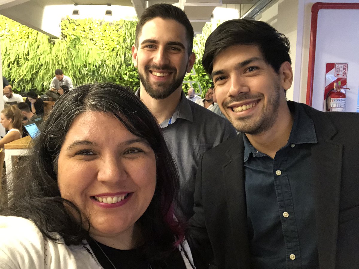 ManuCaticha's tweet photo. Llegó Diciembre 🙊y arrancan los “after” hoy toca hablar de #WatsonAssistant en @Acamica_com #CienciadeDatos #IBMCloudAr #EstoesAcamica @IBMArgentina https://t.co/kanzVwpvJn