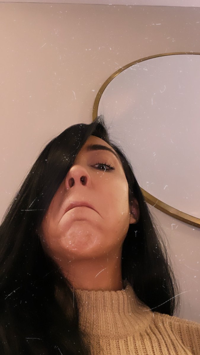 em_dunc's tweet photo. When u been off Twitter a minute and forgot how much drama there is on here lmao who needs a hug today https://t.co/KYk80aqehM