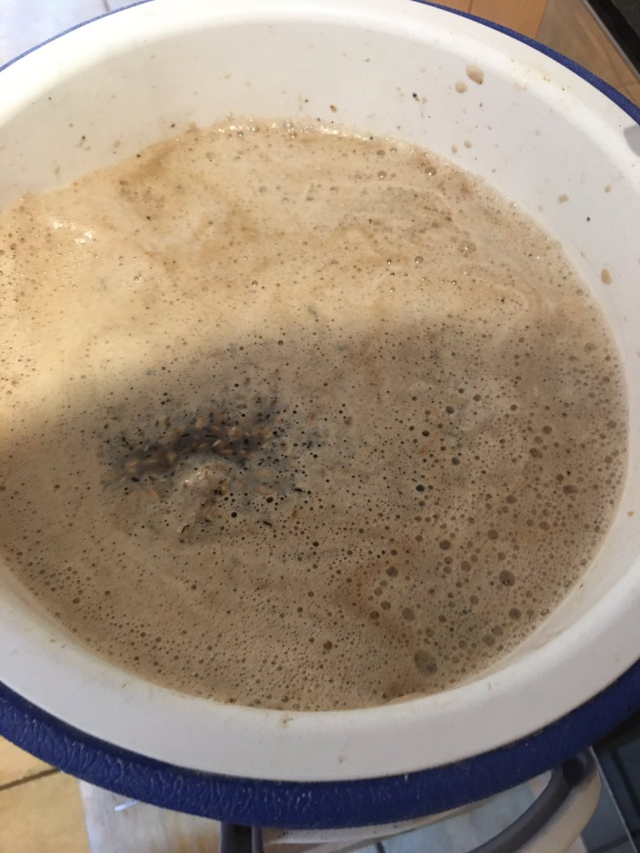 CastleABrewery's tweet photo. From a while ago - what’s it all a-stout? https://t.co/IXeAjKEyn8