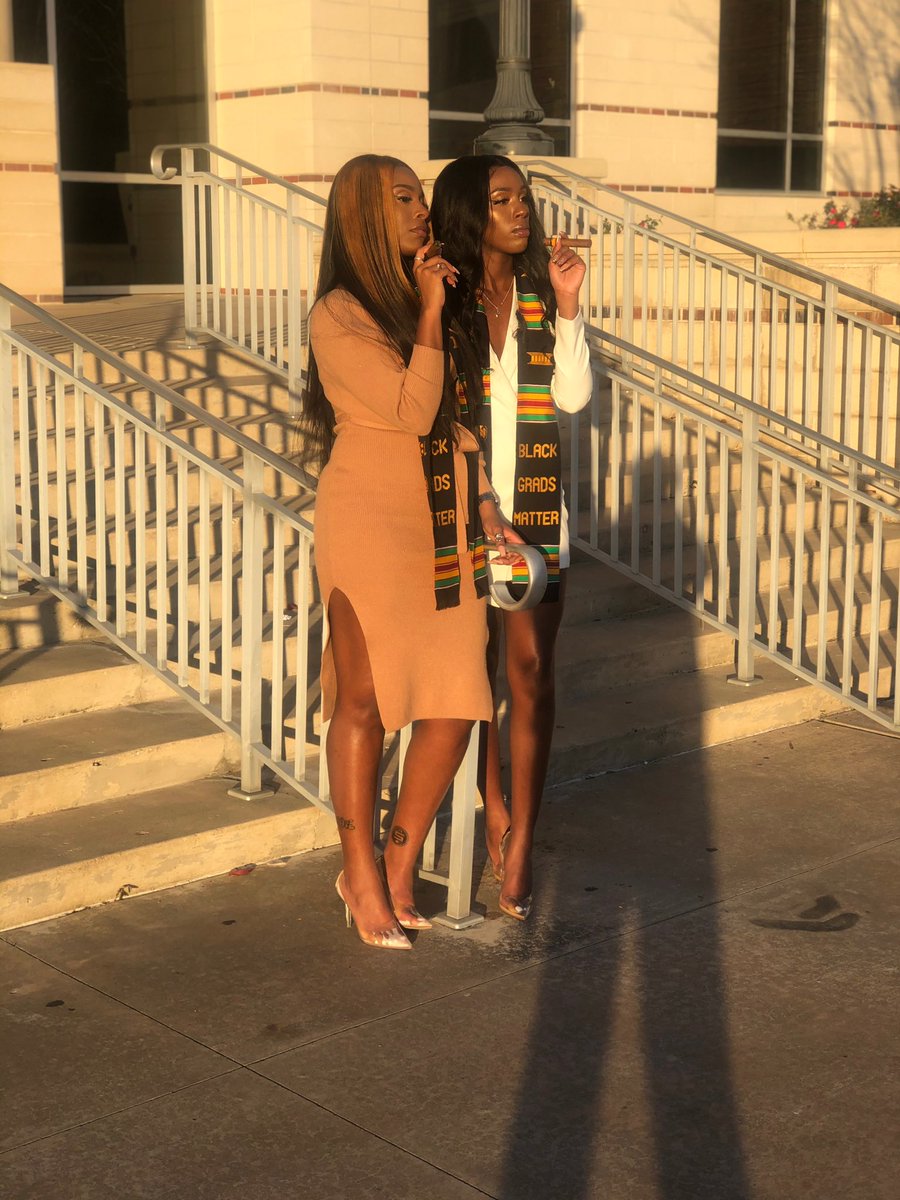 Mizzy_Misfit's tweet image. A lot of people say we being humble nigga this the last year. #sneakpeak #SeniorSzn #pvamu19