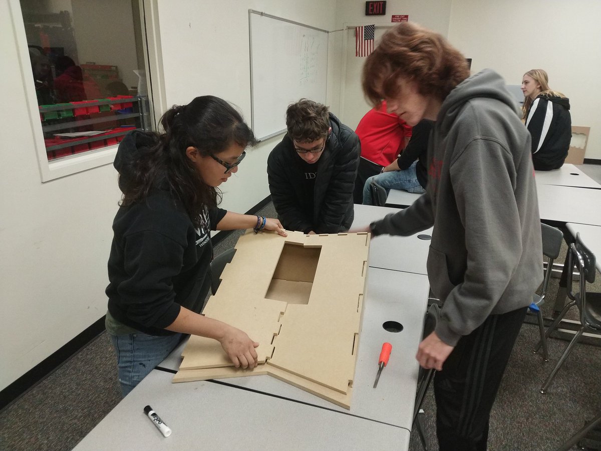 STEMedTeacher's tweet image. Mock ups and modifications! #CombatRobot