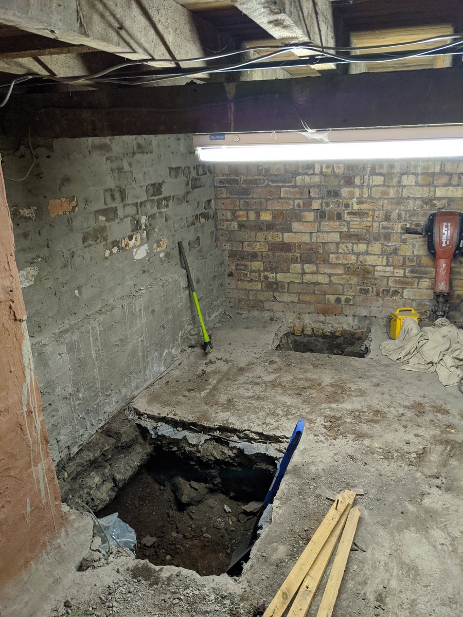 2 weeks in and the renovation is in full swing. After stripping and repairs the first new lintels have gone in and excavation for new foundations has begun… ⚒️
