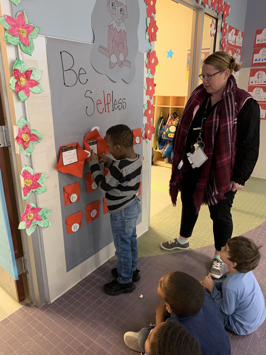 tricialynn811's tweet photo. Random acts of kindness begins this week at AMDA12! Spreading kindness, appreciation, and good spirit...❤️😊@RCSDAMDA @RCSDNYS @LeaderGonz @TDade #changethenarrative #amda12together #RocOneFamily #ASDConnect https://t.co/bYxAsdzkjJ