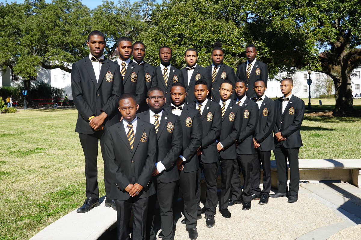 BetaPhi1938's tweet image. Celebrating 113 years of manly deeds, scholarship &amp;amp; love for all mankind!
Happy Founders’ Day!!! 🖤💛🤙🏾