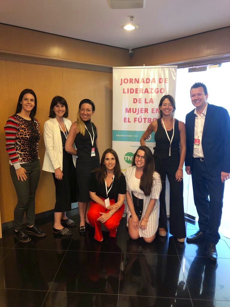 mvtozzo's tweet photo. Jornada de Liderazgo de la Mujer en el Fútbol #JLMF2019 @torneos_ok @Jfurlanich @milenagimon @superliga https://t.co/hua5T2D2kW