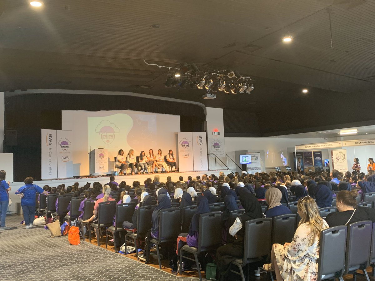 lindalazenby_'s tweet image. What a day for the girls lucky enough to attend #AWSGirlsTechDay! It was a privilege to open the day and talk about the importance of developing skills to prepare them for their future of work. Congrats to all involved @awscloud.