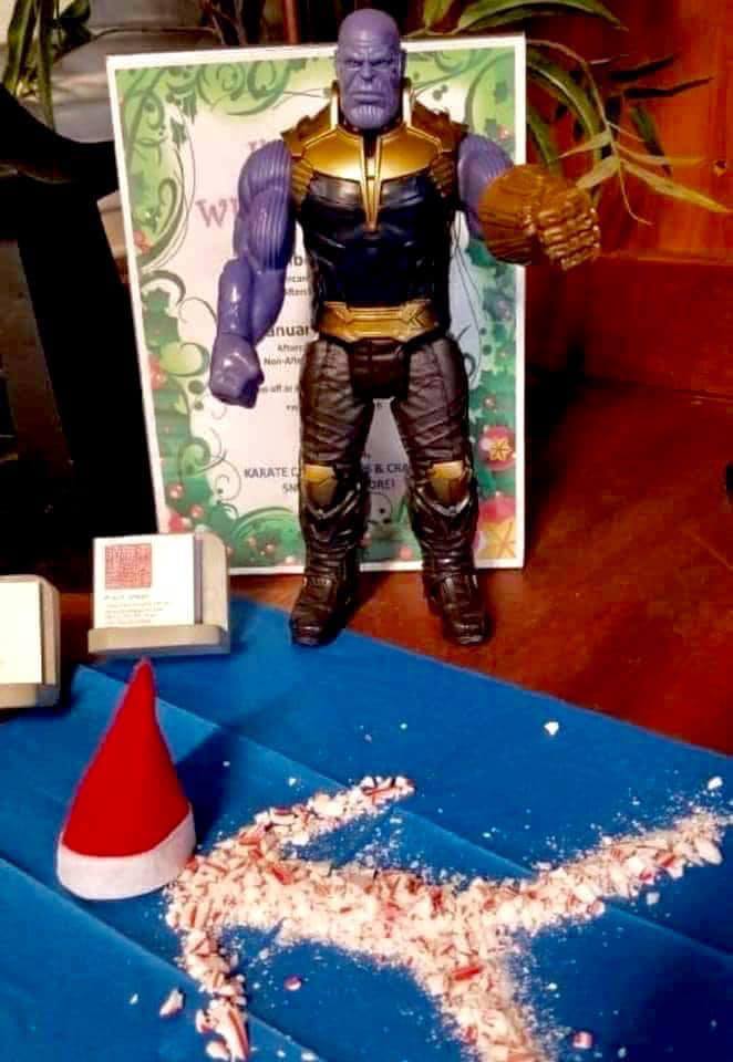 SunshineoutofS's tweet photo. Thanos meets elf on the shelf?? https://t.co/IB0soIxlvB