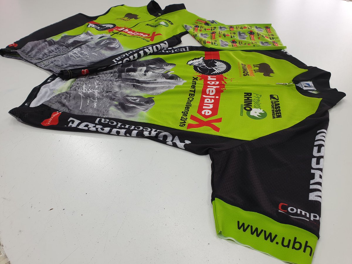 MikeNashSA's tweet image. Voice of Cycling Phil Liggett. 2019 uBhejaneXtreme MTB Challenge.
m.facebook.com/story.php?stor…
@ProjectRhinoKZN @HelpingRhinos @CMHNissanDBN @CompendiumGroup @uBhejaneXtreme @Lassensports @epol @PhilLiggett @Cyclingnewsfeed  @heraldcycletour @LeTour  @ProCyclingStats @SouthAfricaANZ