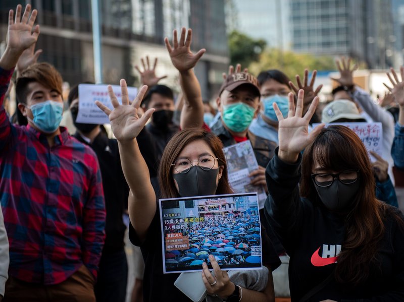 KenRoth's tweet photo. The Chinese government should respect the fundamental rights of Hong Kong’s people rather than impose unspecified "sanctions" on groups like @HRW that defend their rights. #EyeOnTheBall https://t.co/3PkVH8YktW https://t.co/hiD8EpUYu0