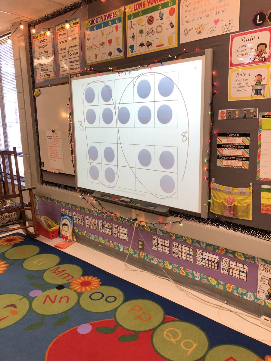 Mrs_Isaacks1st's tweet photo. Wow I’m impressed. It Greg Tang he talked about how it’s important for kids to be able to see in columns to make groups and not only@just the normal 10 frames. Well one of my students chunked the dots into 2 groups of 8! #isdfirst https://t.co/0wImRtTqvy