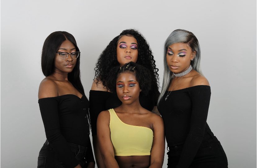 DNASLAY1's tweet photo. NOT ONLY DO WE SUPPLY HAIR EXTENSIONS BUT LUXURY MINK LASHES TOO 😌‼️‼️ “Beauty is in your BLOOD”  shop now with https://t.co/vFxuFAH06q (makeup @Roshelles_Dna ) 
 #DNASLAY🛍🛍#Bundestag #hairandbeauty #eyelashextensions #makeup https://t.co/GrKMkylJDc
