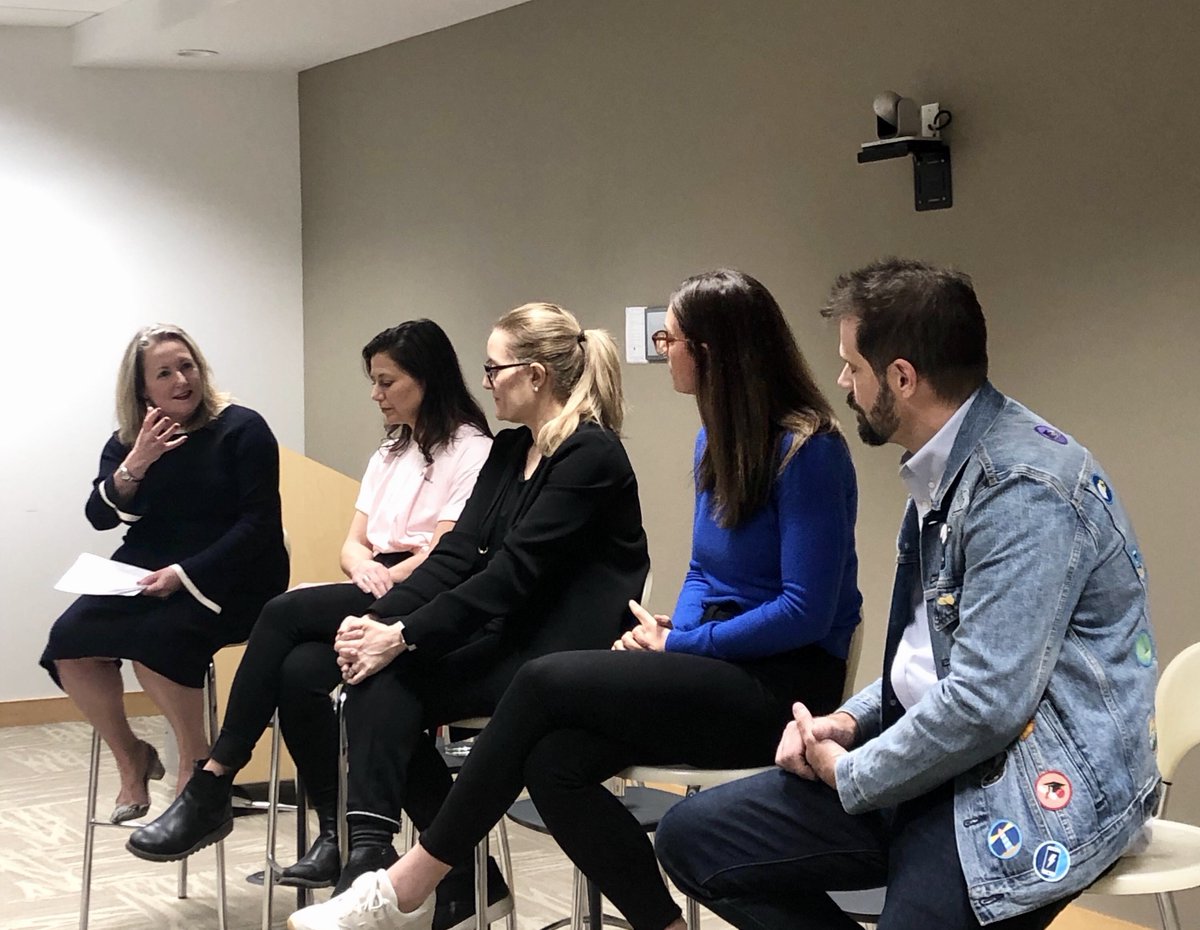 wearebctech's tweet image. @wearebctech CEO @JillianTipping moderating a #TechCollective conversation on executive strategies for community engagement with Felicia Bochicchio @unbounce, Chris Peacock @tractionsm, Sarah Rushton @MEC, and Kirsten Sutton @SAP Labs Canada
