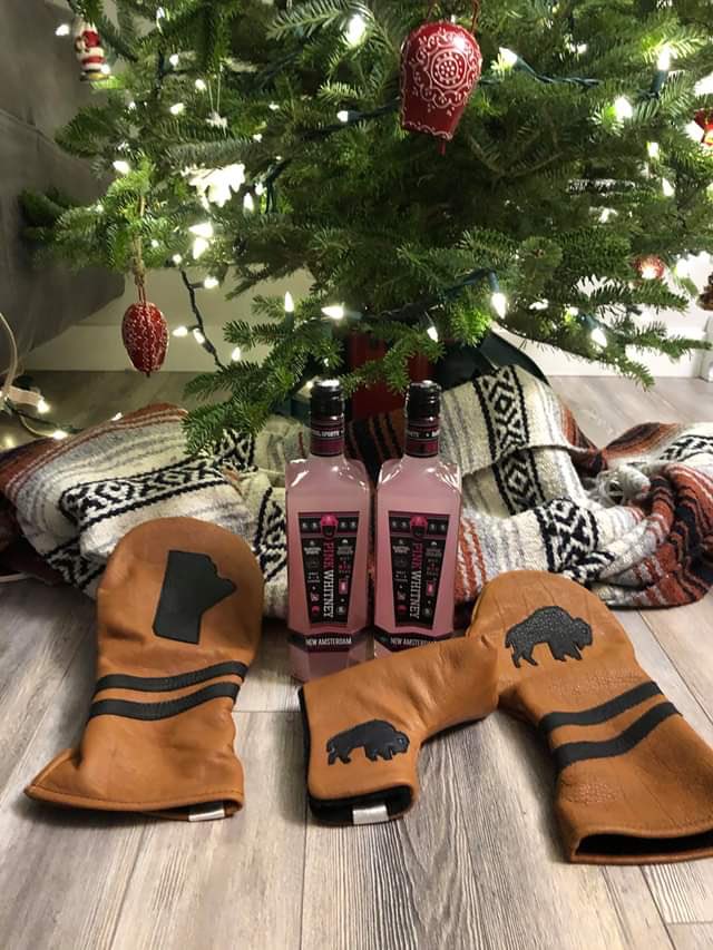 KNGgolf's tweet photo. Some great looking products under this Christmas tree!
And whatever the hell that pink stuff is?! https://t.co/aDIp6nHSnd