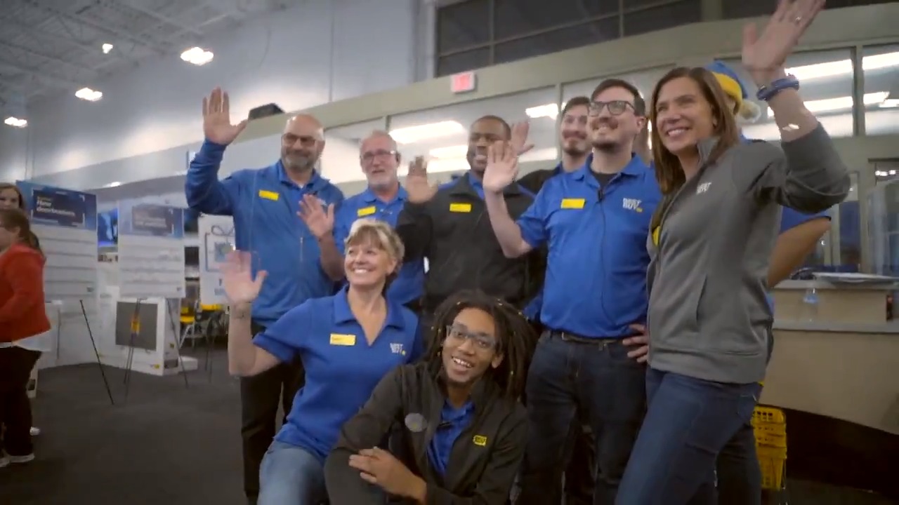 Best Buy Employee Dress Code