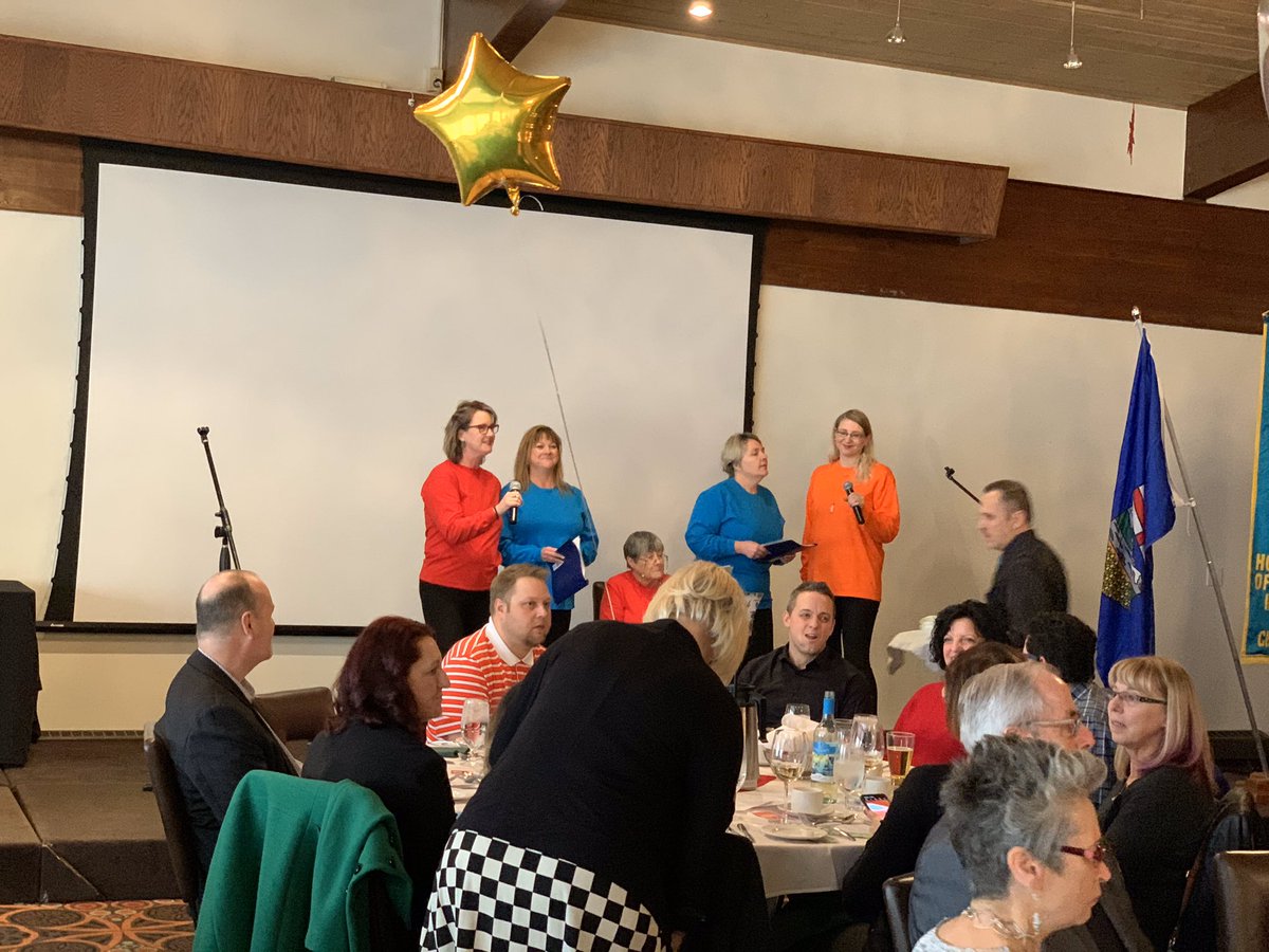 GordieTheGoose's tweet photo. Today we hosted our Annual Christmas Charity Lunch. We raised money for E4C School Lunch program, and will also be making contributions to Life In Transition &amp; Mental Health Alberta. #YEG #BlueGoose #EdmontonPond #HOBGI https://t.co/qK18orajow