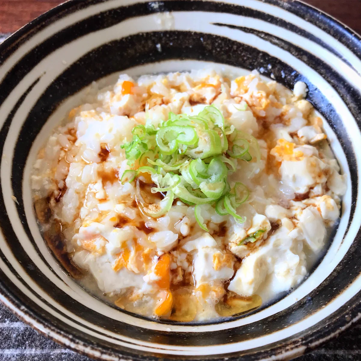 寒い日にめっちゃお勧め！レンジで出来る豆腐雑炊‼