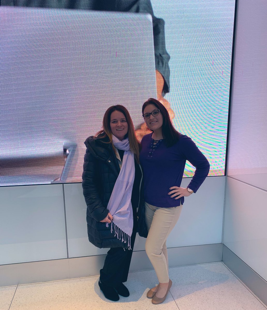 vgemignani12's tweet image. #PurpleLightUp in honor of Int’l Day of PwDs 💜 Over 1 billion people in the world have some form of disability, that’s 1 in 7. True inclusion comes from a world that accepts all human differences! #AtMerckImInspired #PoweredByInclusion @clynchcarroll