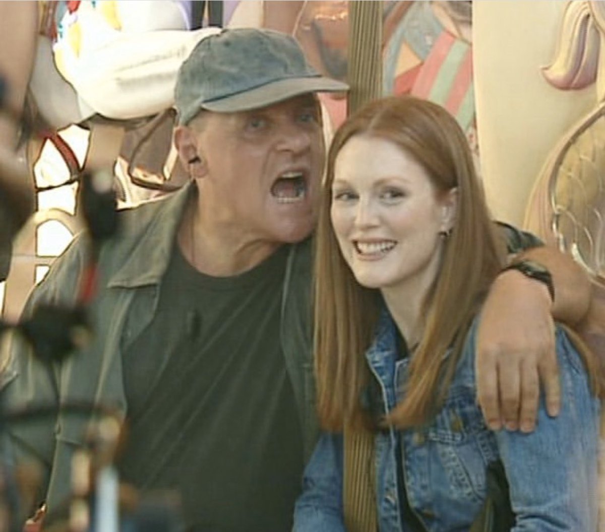 On Twitter Friends Not Food Sir Anthony Hopkins And Julianne Moore Hannibal 2001 Hannibal Anthonyhopkins Juliannemoore Https T Co I57o791kcj