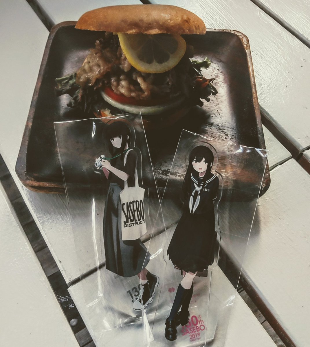 ট ইট র Koron Saseboburger Cafe 公式 お肉は国産和牛です レモンステーキソースはオリジナル レモンは蜂蜜 メープルシロップ漬け お好みでマヨネーズトッピング可能 ট ইট র Koron Saseboburger Cafe 公式 お肉は国産和牛です レモンステーキソースはオリジナル レモンは蜂蜜 メープルシロップ漬け お好みでマヨネーズトッピング可能