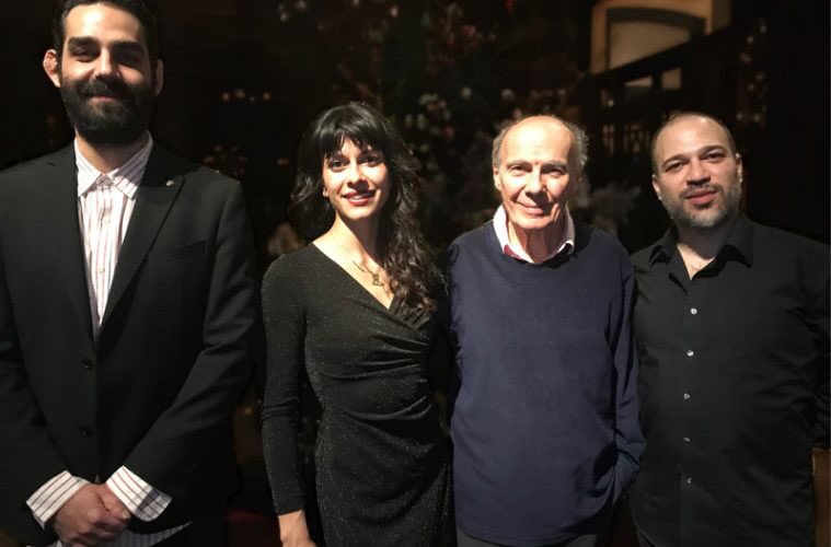 Türk caz tarihinin önemli isimlerinden Emin Fındıkoğlu,6 Aralık’ta Arter’e konuk oluyor.Vokalde Zeynep Kuyumcu,piyanoda Emin Fındıkoğlu, alto saksafonda Duru Tuna ,tenor saksafonda Barış Ertürk,davulda Fırtına Kıral’dan oluşan topluluk,Sevgi Gönül Oditoryumu’nda dinlenebilir.