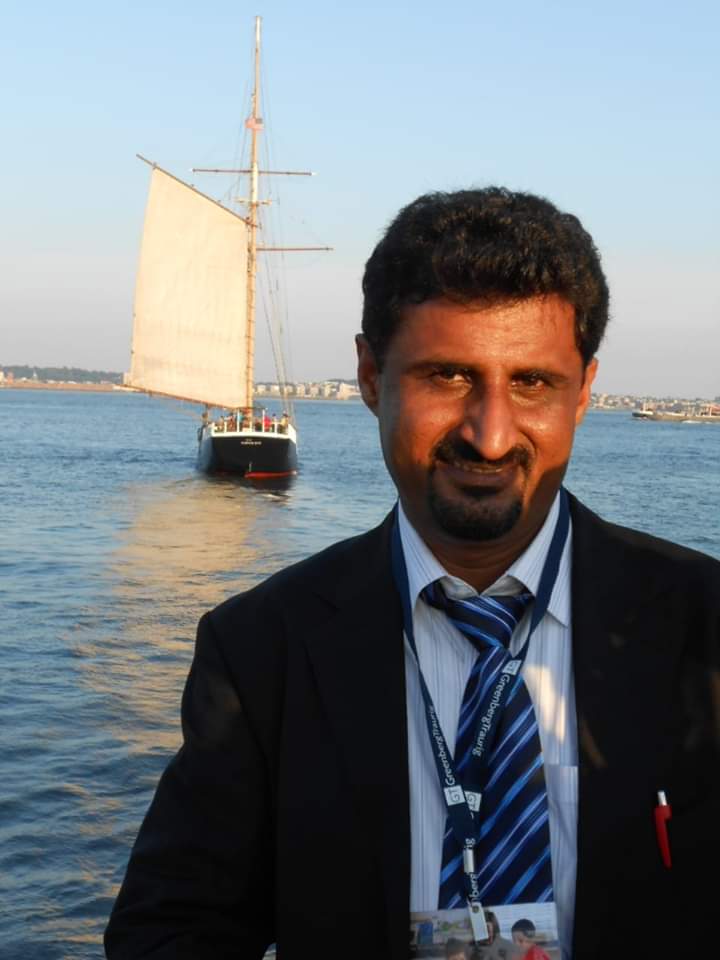 AzmatAziz5's tweet image. تو وَاتر کَاں دَسمبر بُنگِرگ لوٹیت💔
#4thDecember
#SirZahidAskani