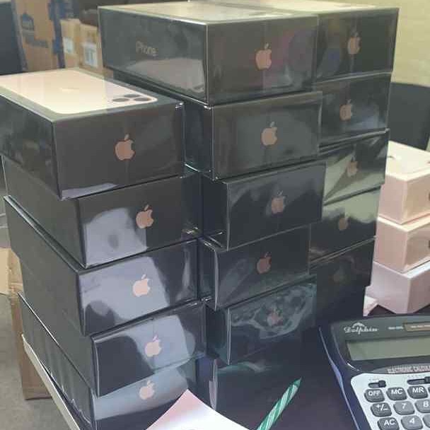 AsianChann's tweet image. #iPhone queen.