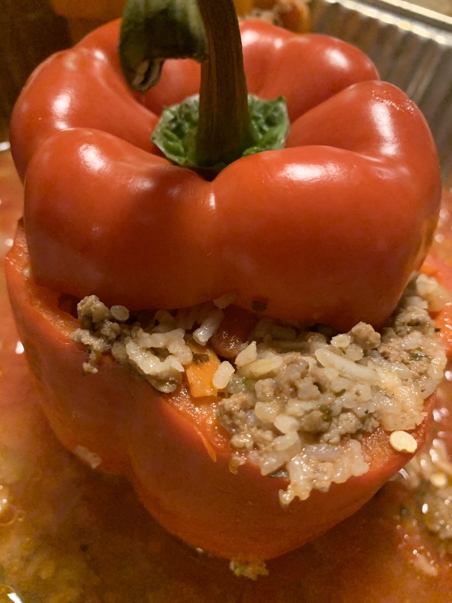 GarlicSmashing's tweet image. #stuffedpeppers ! #yemista so yummy, easy, colorful and healthy.