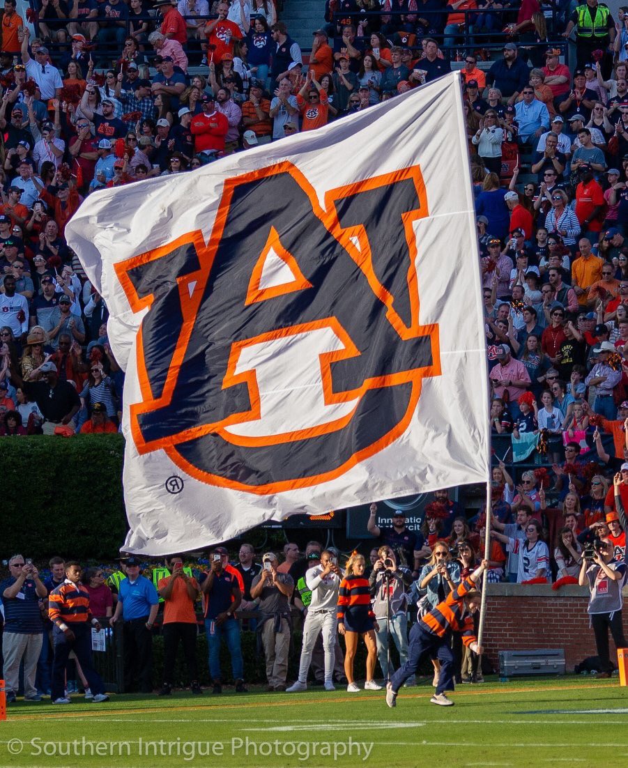 That’s all folks! Photo cred to southernintrigue.net #Aubie #ALLIN <a href="/AuburnFootball/">Auburn Football</a> <a href="/AuburnTigers/">Auburn Tigers</a>