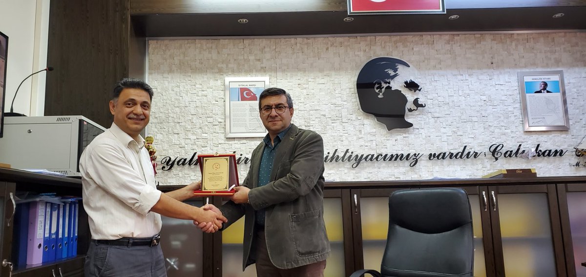 AntechOfficial's tweet photo. Kepez Mesleki ve Teknik Anadolu Lisesi, Elektronik teknolojileri alanında vermiş olduğumuz desteklerden dolayı firma genel müdürümüz Ömer BACANAK'a plaket vermiştir.
#antech #enelsa 💪 https://t.co/xcunU7scc7