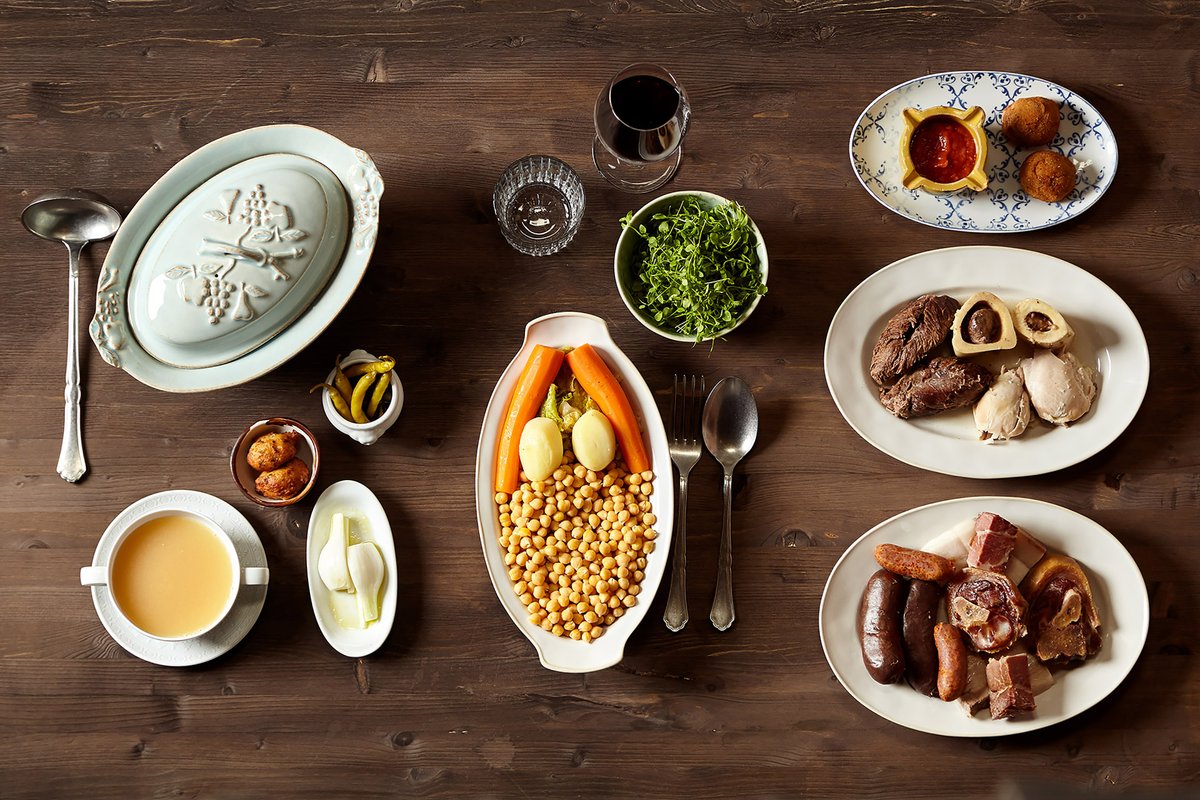 #HablaronDeNosotros en <a href="/elEconomistaes/">elEconomista.es</a> 

Taberna Pedraza, cuando la receta del cocido busca su equilibrio natural  ·  <a href="/CocidoCarmen/">El Cocido de Carmen</a>  ·

ow.ly/uA7V30pYUFv