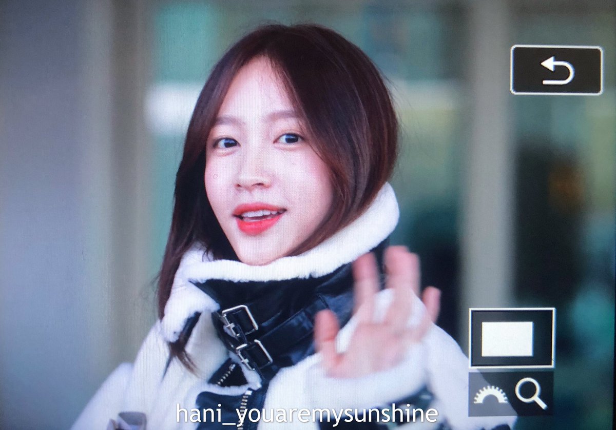 jenna_kuo71's tweet photo. 191204 Incheon Airport - go to japan [Preview]
絕世小可愛💕
https://t.co/maLteQBUNU
#EXID #Hani #하니 #안희연 
#AhnHeeyeon #ahnhani #ハニ #安喜延 https://t.co/3T5KGt8uJ3