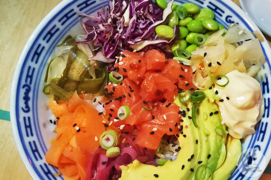 If you live in Cape Town and love sushi, dim sum and poke bowls, along with a touch of the macabre, then you need to get yourself to Hong Kong Charlie! ❤️❤️

thetipsygypsy.co.za/hong-kong-char…

#HongKongCharlie #SobeitStore #CapeTown #Muizenberg #sushi #dimsum #pokebowl  #tipsygypsysa