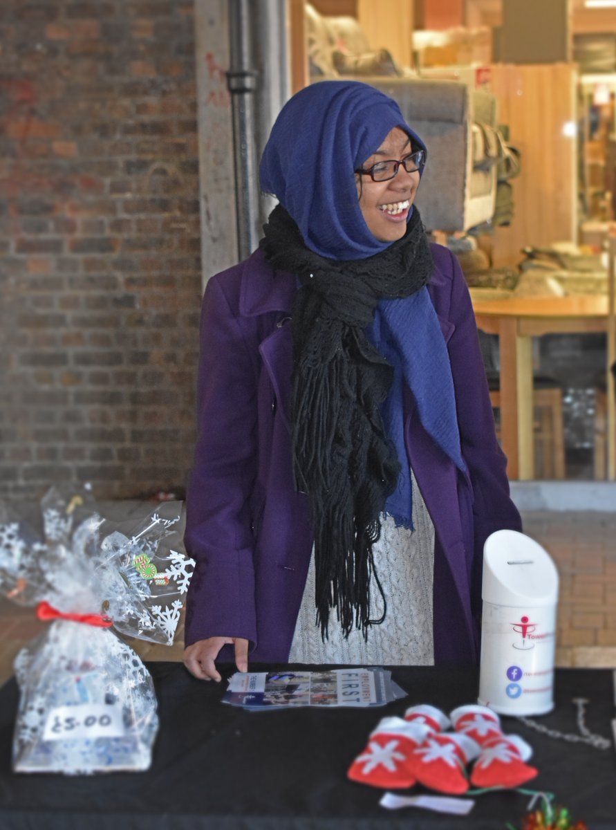 TowerProjectE1's tweet photo. We're not at @Chrisp_Street Market today but you can catch us back there tomorrow (Thursday 5th Dec) from 9.30am - 11.30am! Come and say hello! #ChristmasMarket #ChrispStreet #Poplar #TowerHamlets #Community #Limehouse #TowerProject https://t.co/KWt7pPw8bj